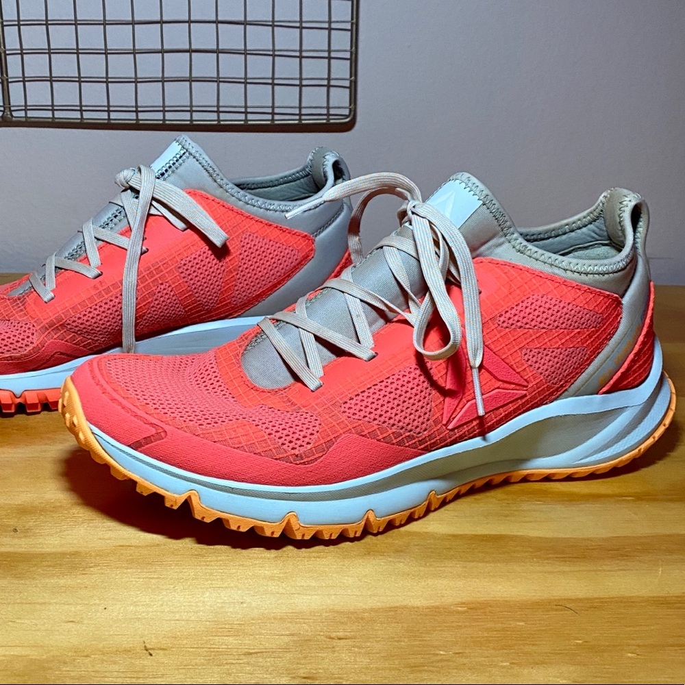 Reebok All Terrain Women’s Coral Sneakers 10